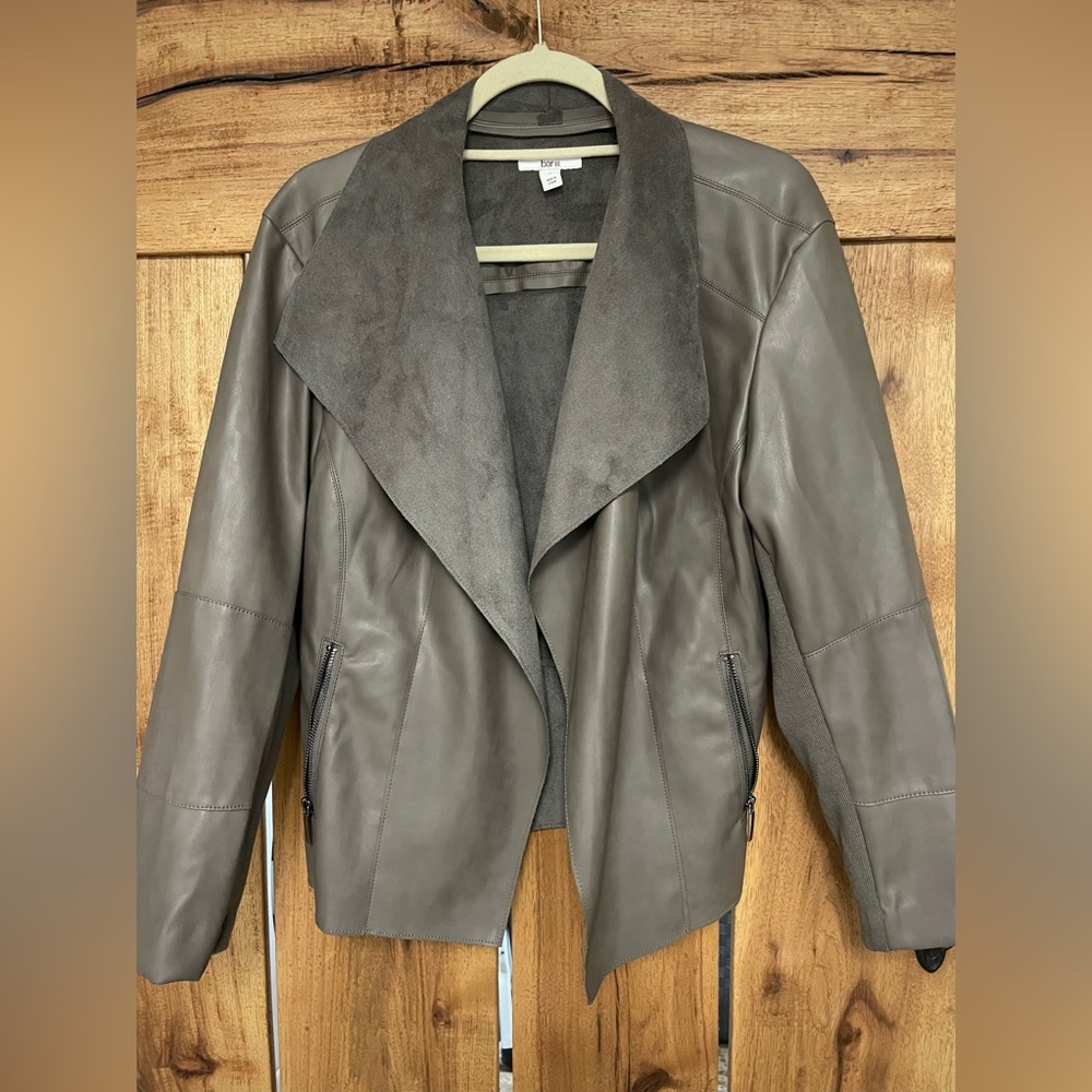 Womens size XL BarIII faux leather jacket